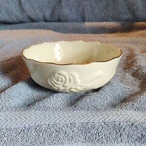 Elegant Cream Bowl with Gold Trim